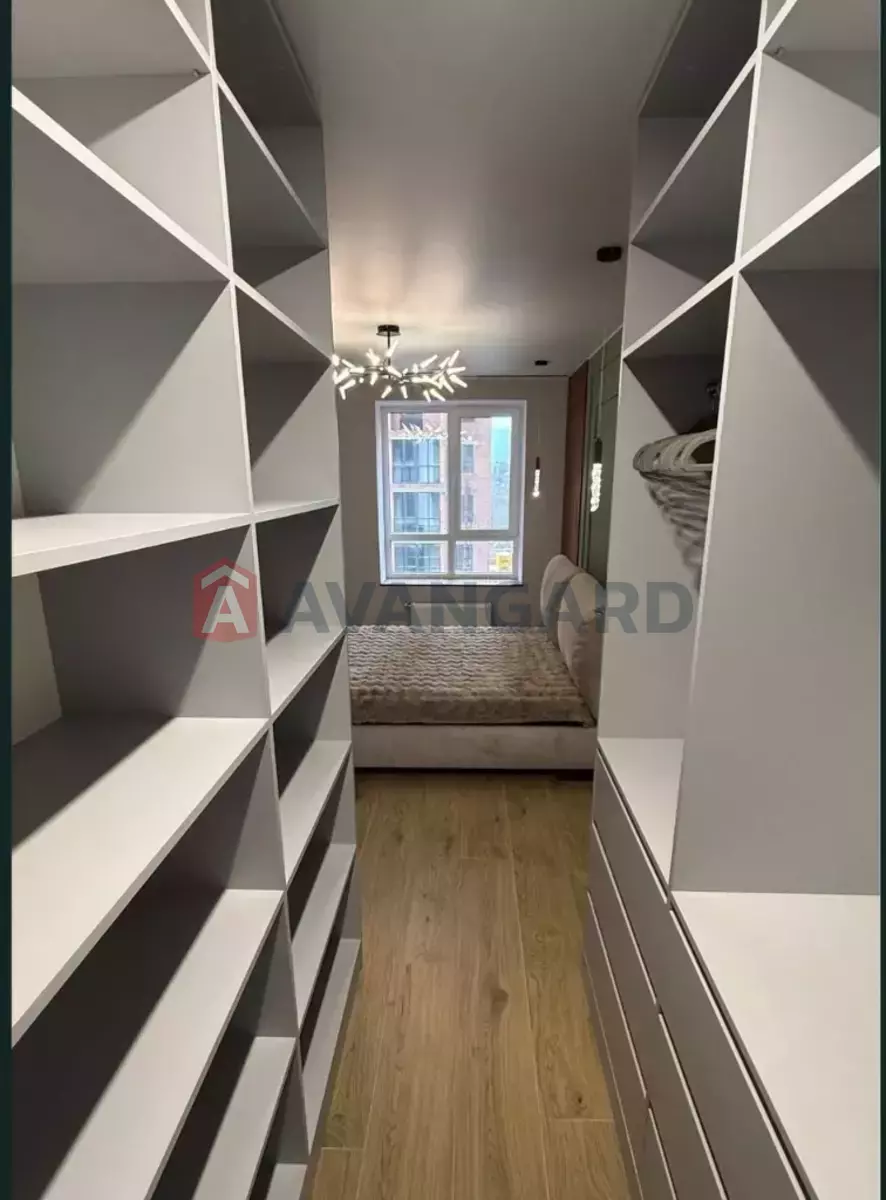 1 ��. ��������, 43/-/- ��. �., 3/10 ������ ���� 6