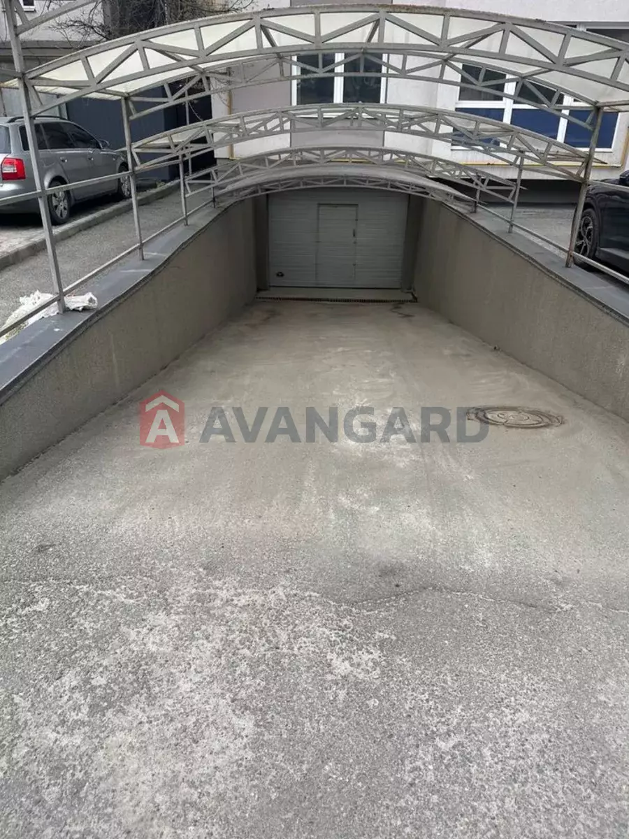 3 ��. ��������, 107/-/45 ��. �., 1/5 ������ ���� 7