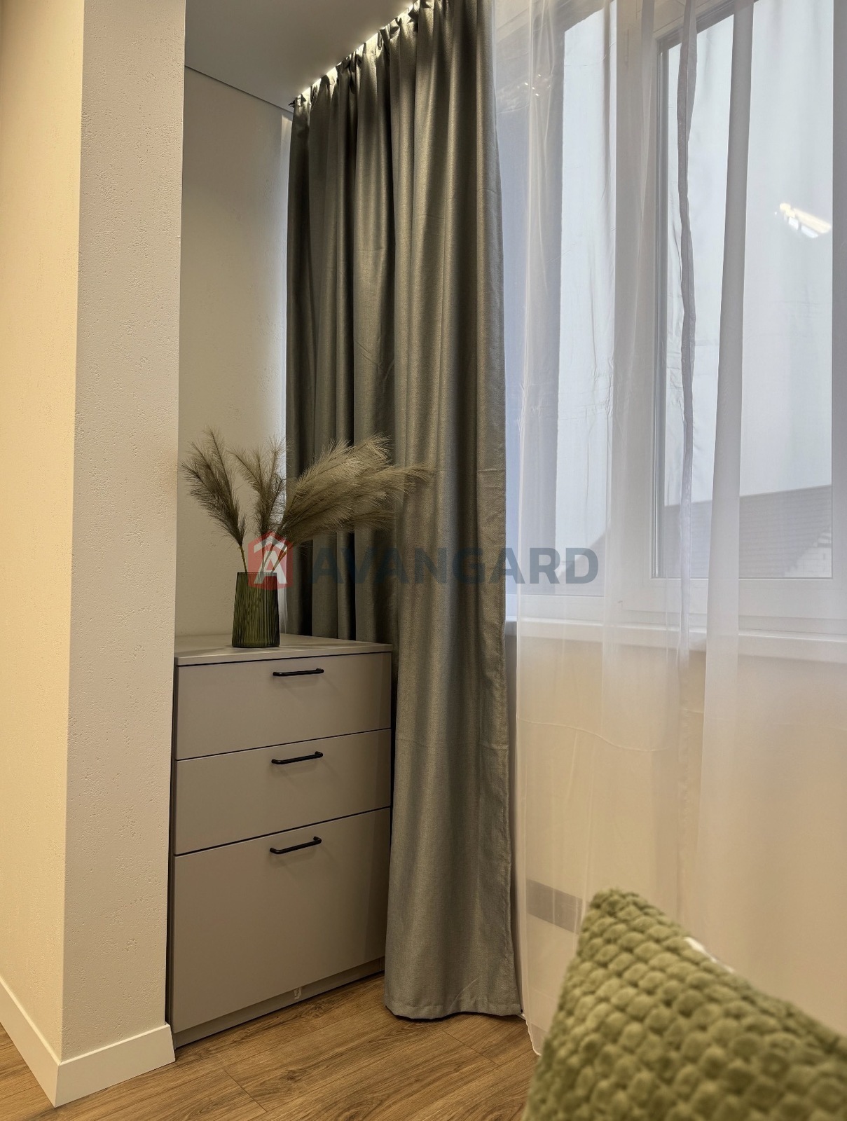 1 ��. ��������, 25/-/7 ��. �., 3/4 ������ ���� 5