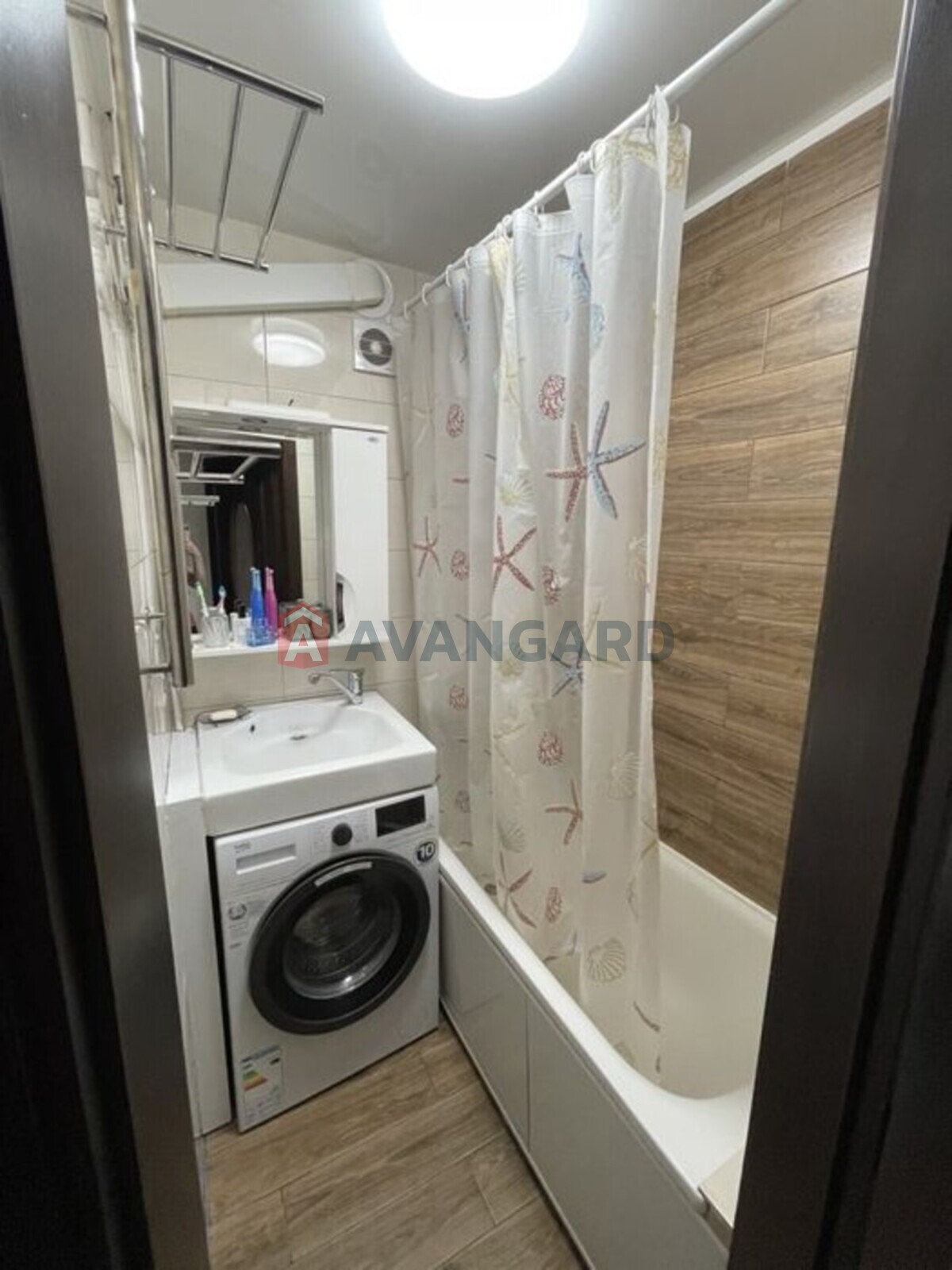 2 ��. ��������, 44/-/6 ��. �., 3/5 ������ ���� 15