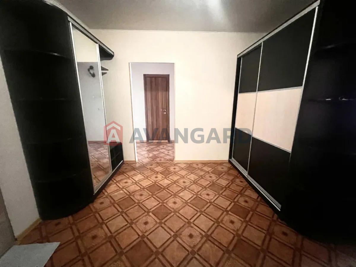 1 ��. ��������, 73/-/11 ��. �., 15/20 ������ ���� 13