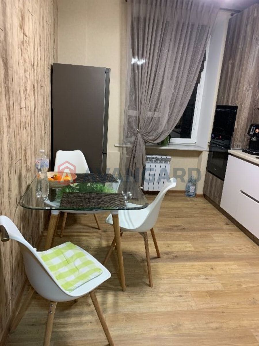 3 кім. квартира, 79/45/8 кв. м., 4/5 поверх фото 10 3 кім. квартира, 79/45/8 кв. м., 4/5 поверх фото 10