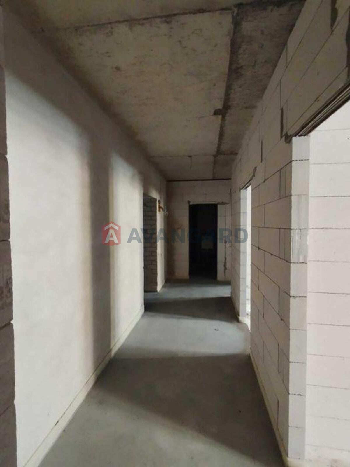 2 ��. ��������, 58/-/15 ��. �., 3/10 ������ ���� 8