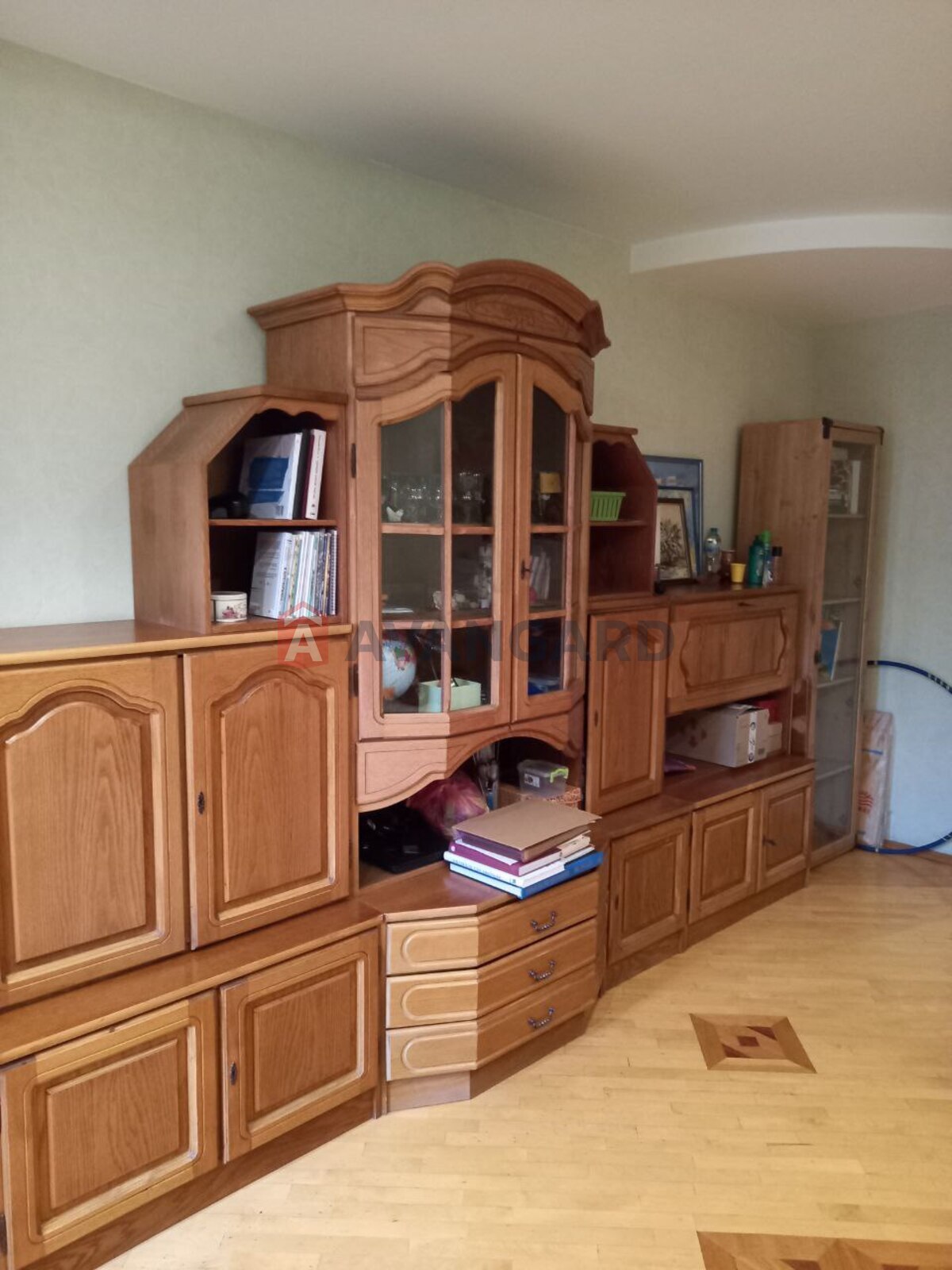 2 ��. ��������, 57/32/9 ��. �., 3/4 ������ ���� 5