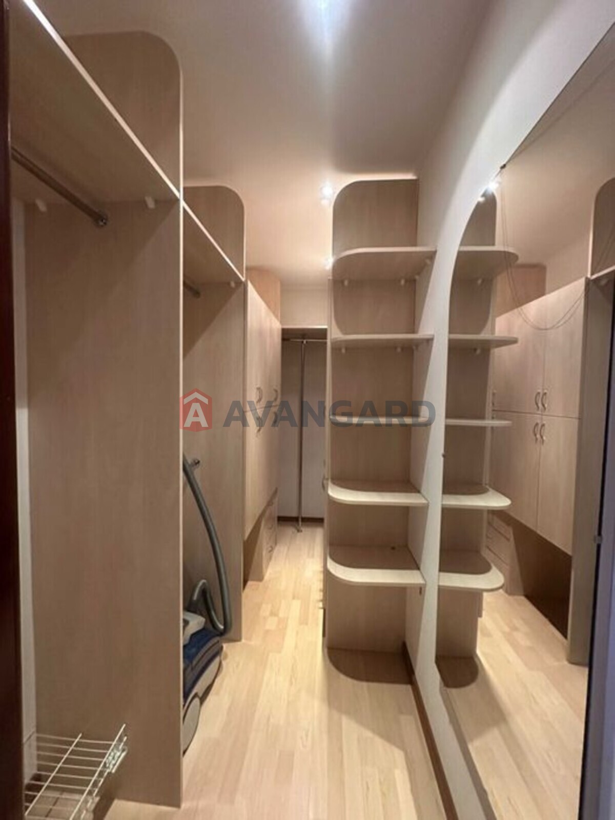 3 ��. ��������, 108/-/15 ��. �., 4/6 ������ ���� 7