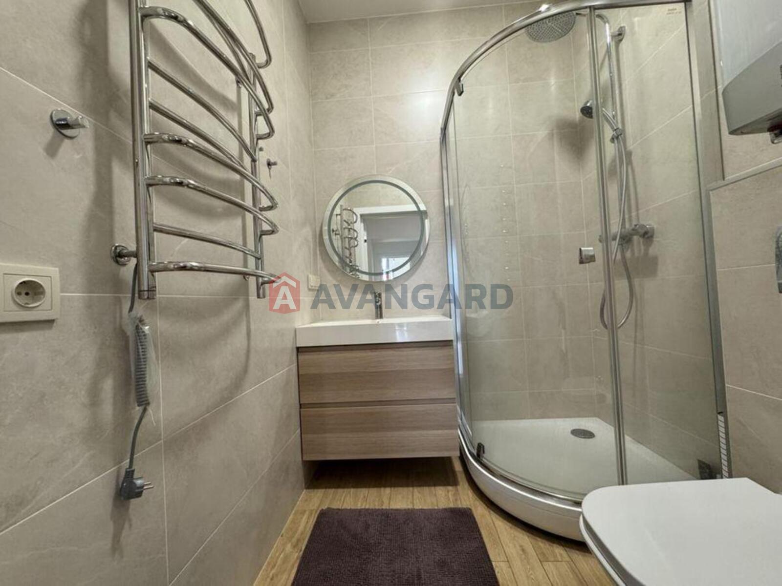 4 ��. ��������, 110/-/30 ��. �., 6/24 ������ ���� 6