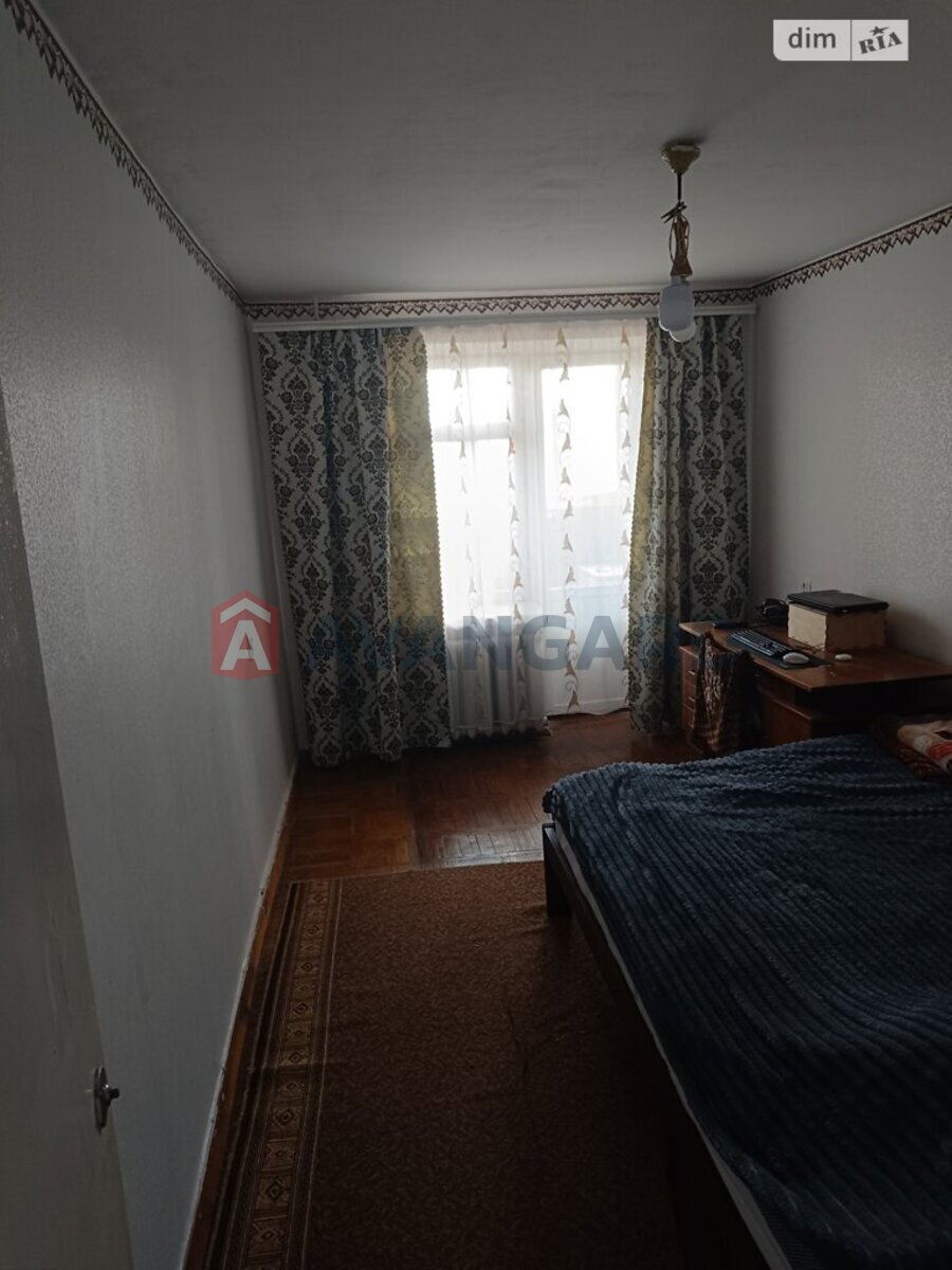 3 ��. ��������, 70/-/7.3 ��. �., 8/9 ������ ���� 4