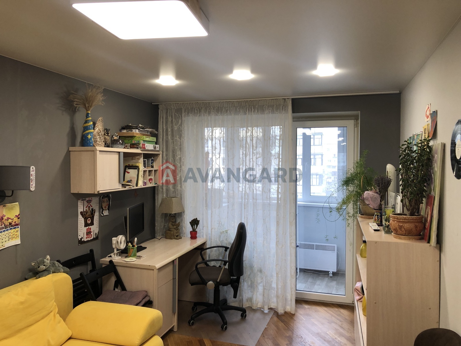 3 ��. ��������, 72/-/12 ��. �., 7/16 ������ ���� 8