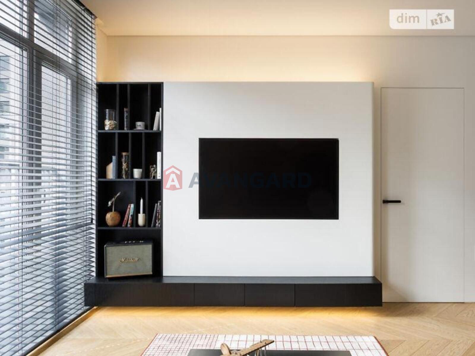 1 ��. ��������, 43/14/17 ��. �., 5/10 ������ ���� 20