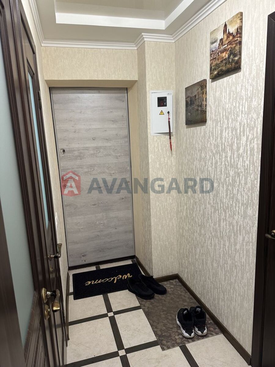 3 ��. ��������, 54/-/7 ��. �., 3/5 ������ ���� 8