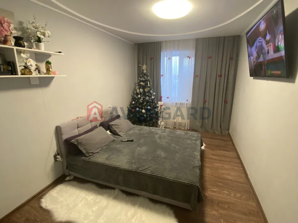 2 ����. ��������, 55/-/10 ��. �., 7/10 ���� ���� 5