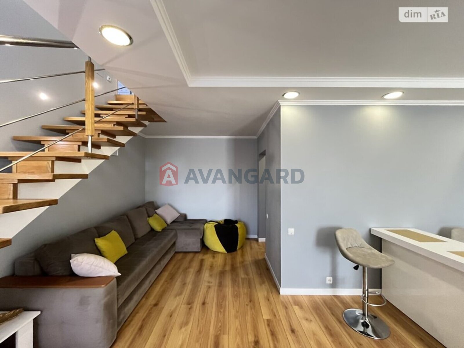 3 ��. ��������, 107/27/36 ��. �., 9/11 ������ ���� 3