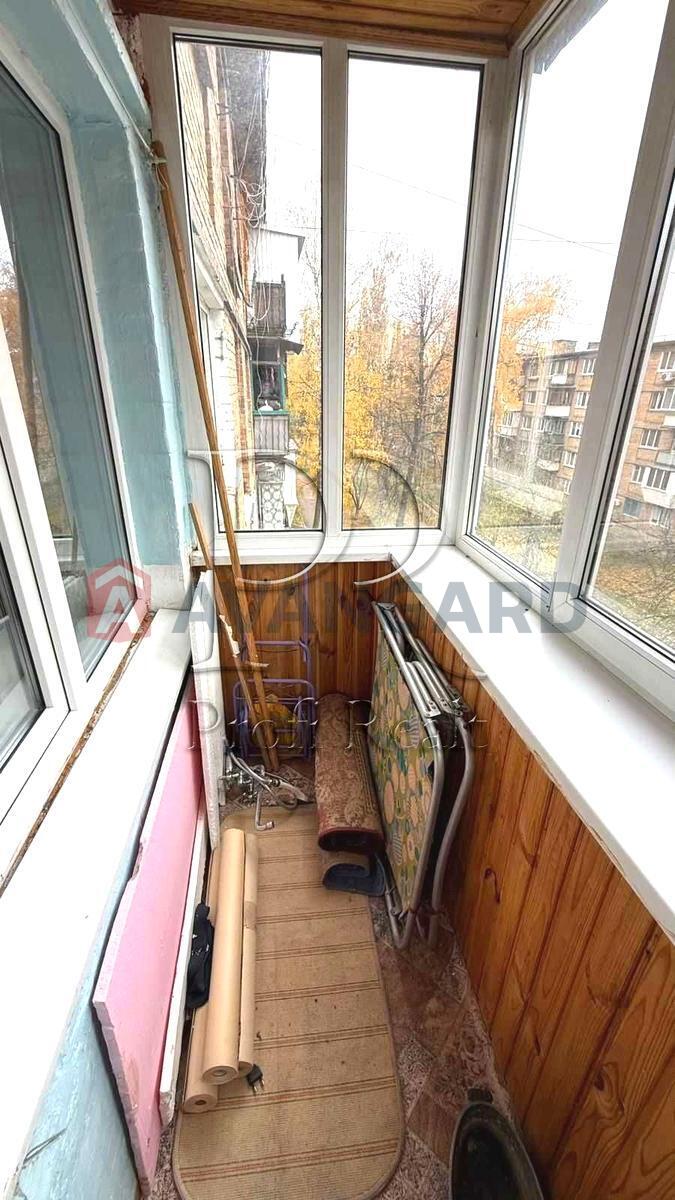 2 ����. ��������, 47 / 30 / 8 ��. �., 4/5 ���� ���� 8