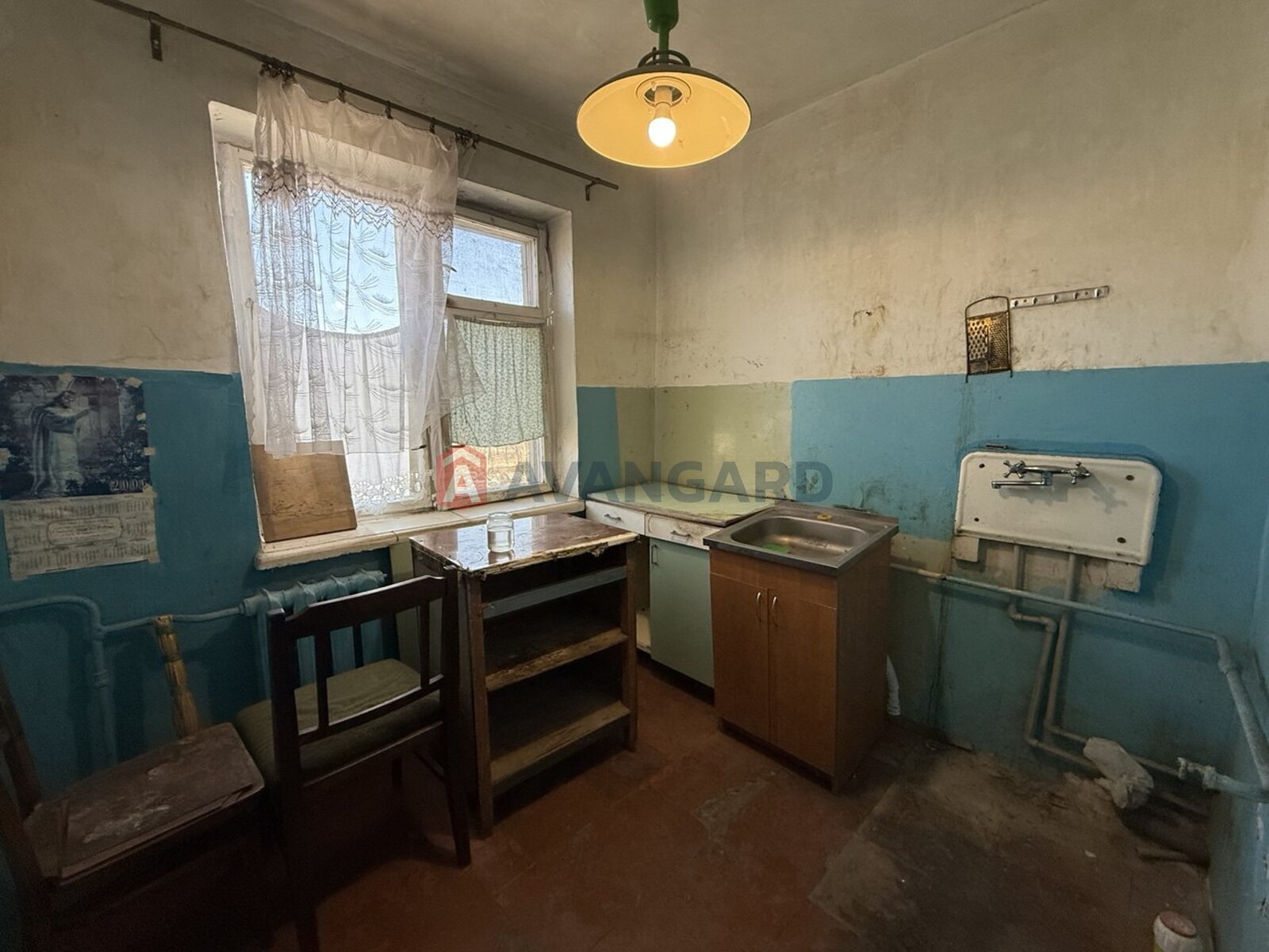 1 ��. ��������, 33/19/5 ��. �., 5/5 ������ ���� 1