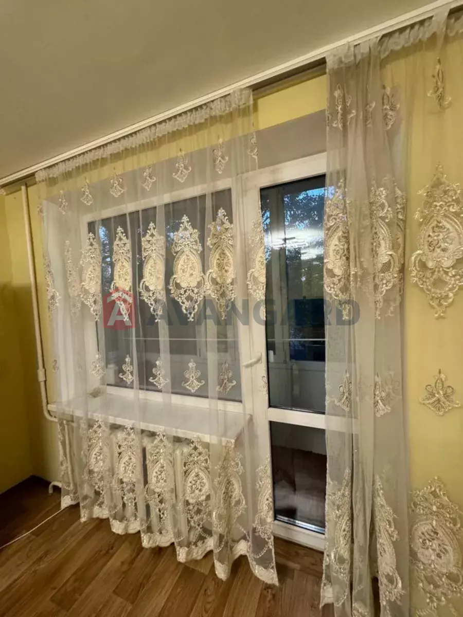 2 ����. ��������, 46/-/8 ��. �., 2/5 ���� ���� 8