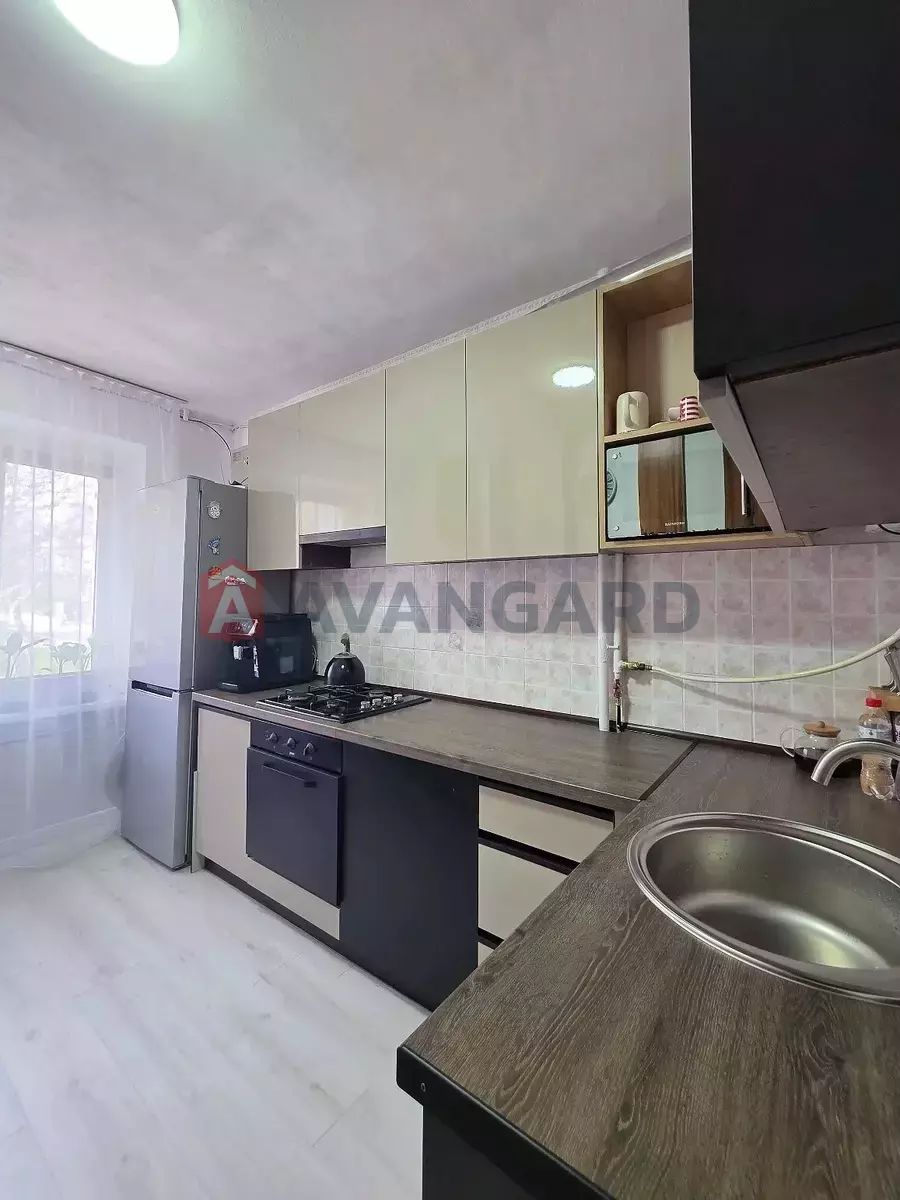 3 ����. ��������, 64/-/- ��. �., 2/3 ���� ���� 2