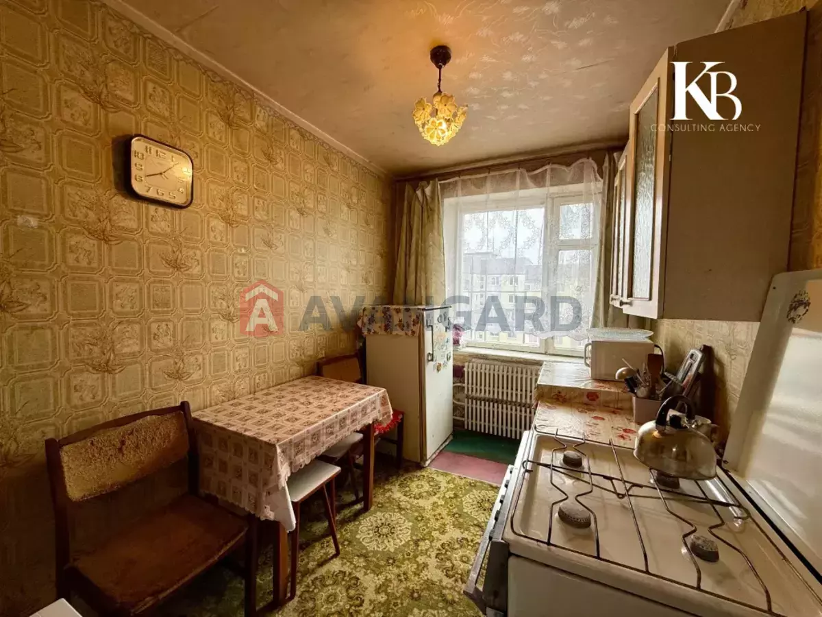 2 ��. ��������, 45/27/7 ��. �., 10/11 ������ ���� 13