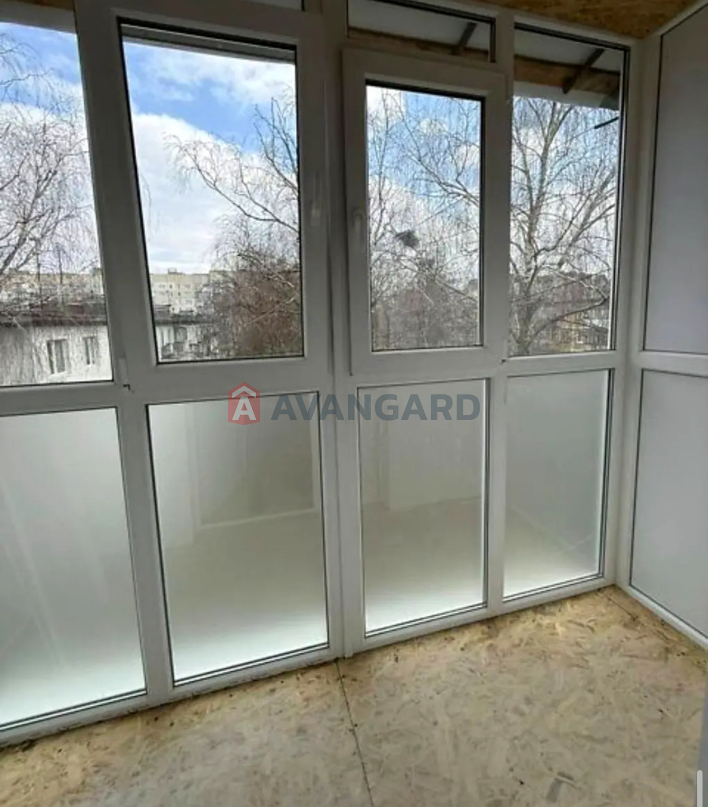 3 ��. ��������, 58.6/40.8/6 ��. �., 5/5 ������ ���� 2