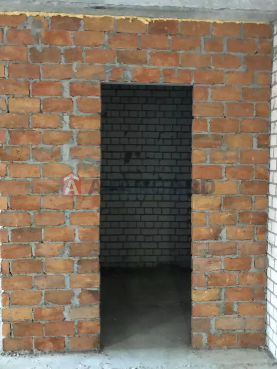 2 ��. ��������, 71/-/20 ��. �., 8/10 ������ ���� 5