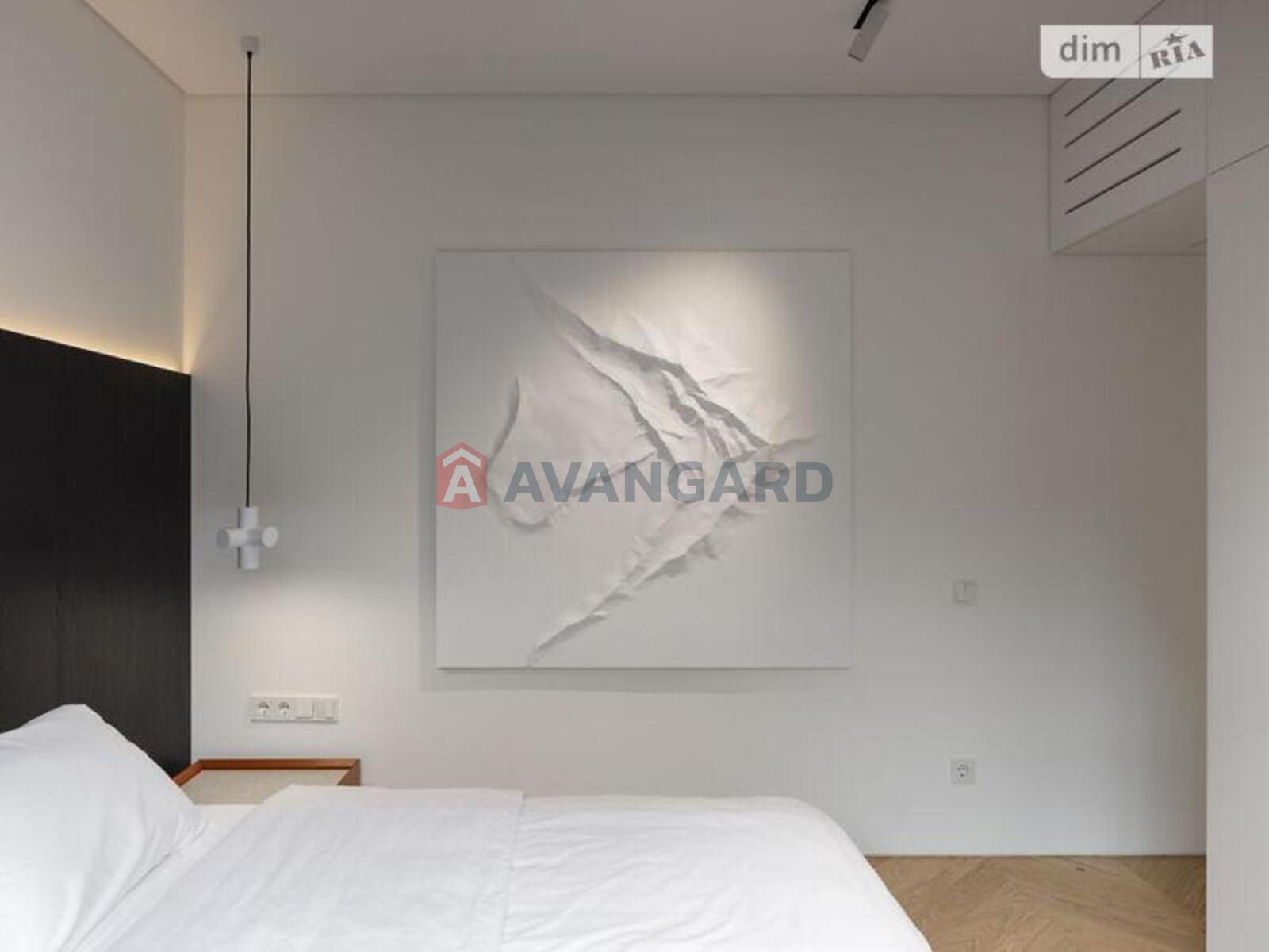 1 ��. ��������, 43/14/17 ��. �., 5/10 ������ ���� 1