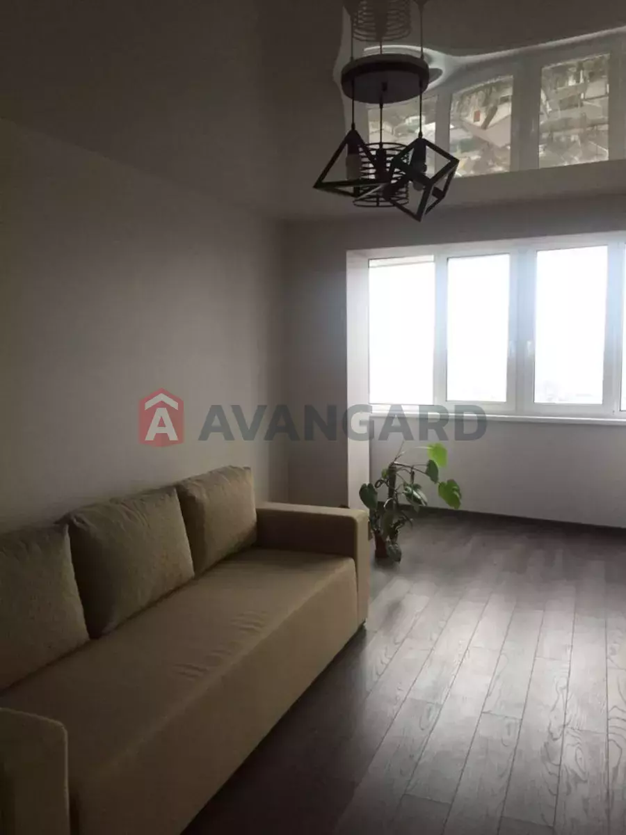 2 ��. ��������, 55/-/15 ��. �., 14/16 ������ ���� 9