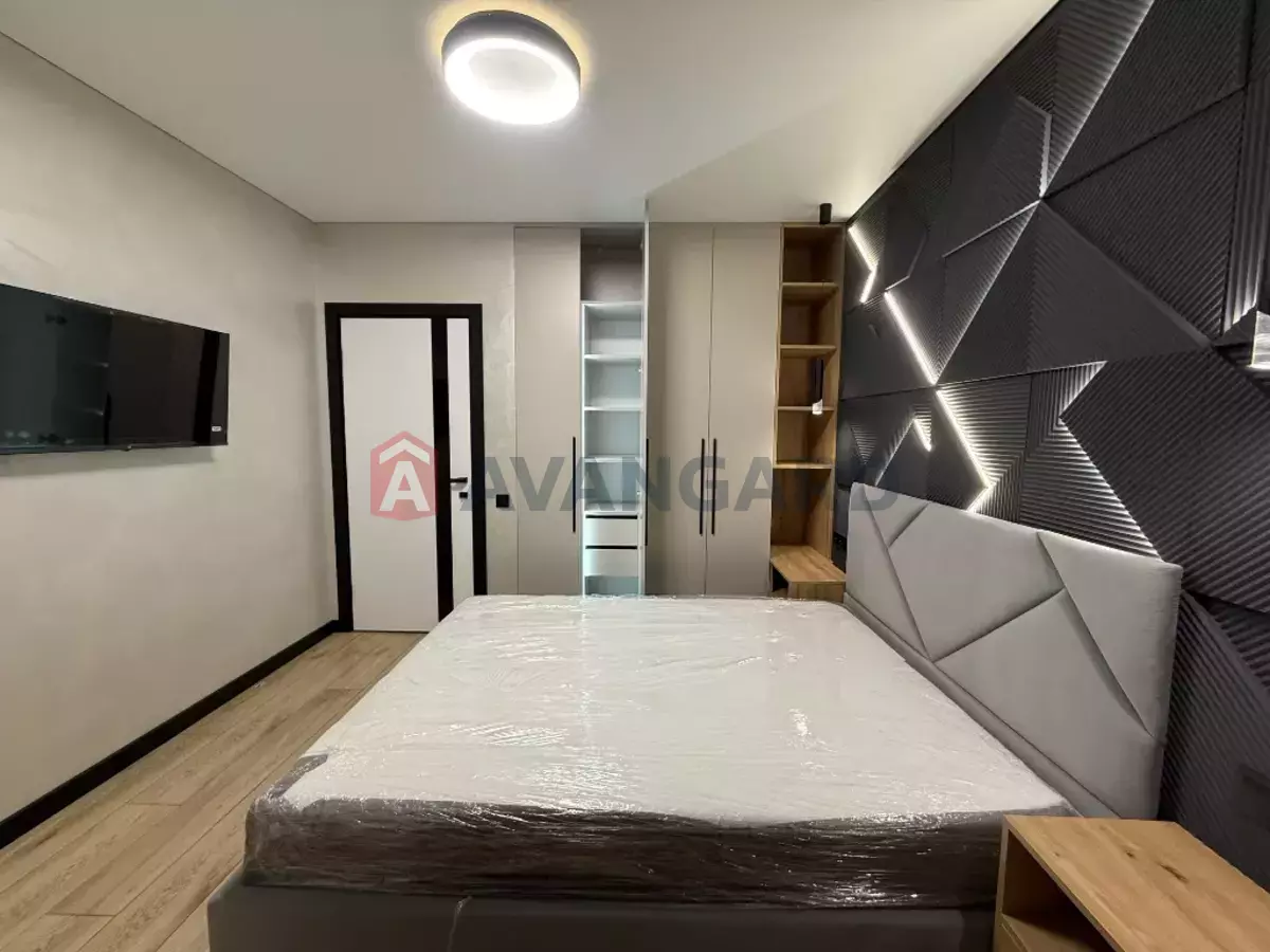 2 ��. ��������, 55/-/20 ��. �., 4/10 ������ ���� 2