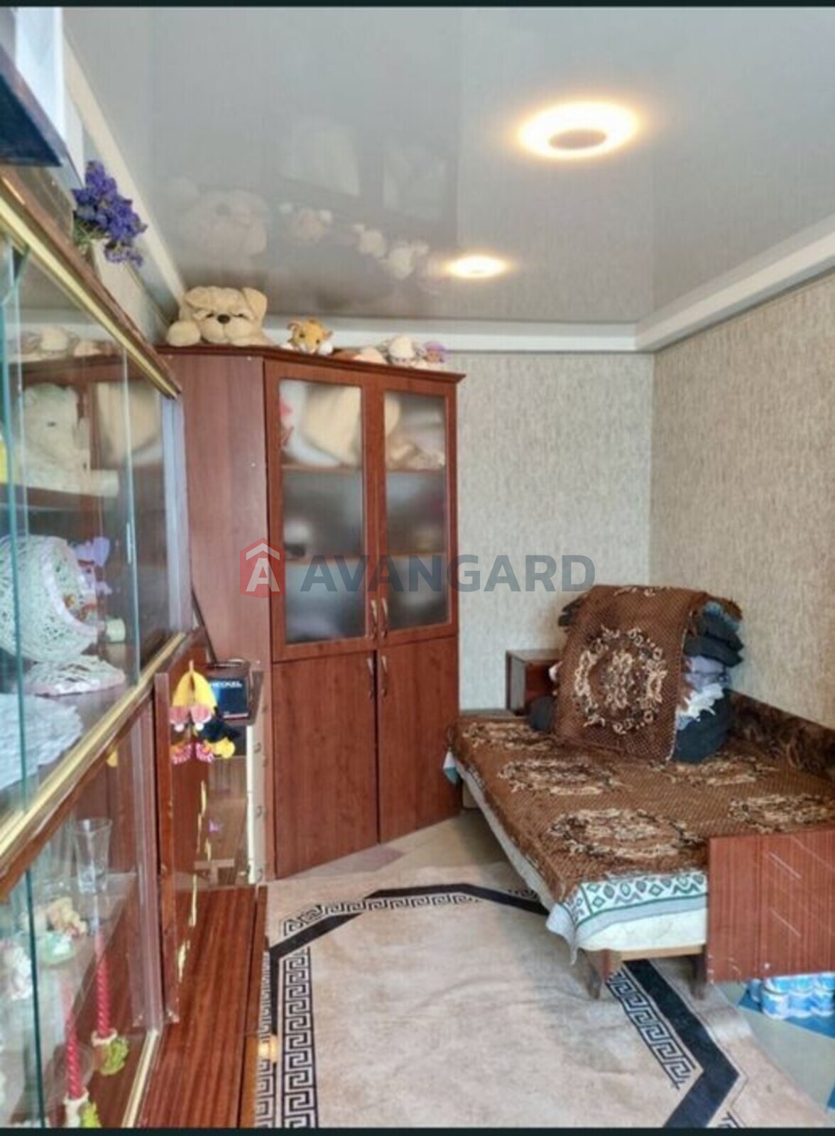 3 ����. ��������, 54/-/6 ��. �., 5/5 ���� ���� 2