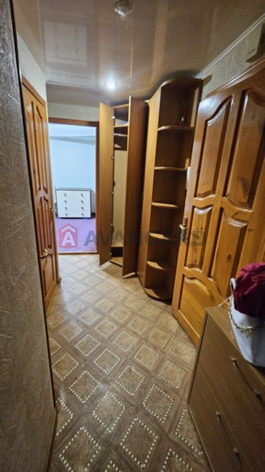 2 ��. ��������, 44/-/6 ��. �., 4/5 ������ ���� 23