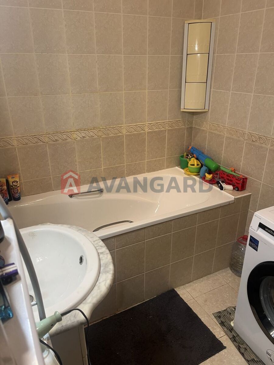 4 ����. ��������, 97/-/12 ��. �., 4/4 ���� ���� 7