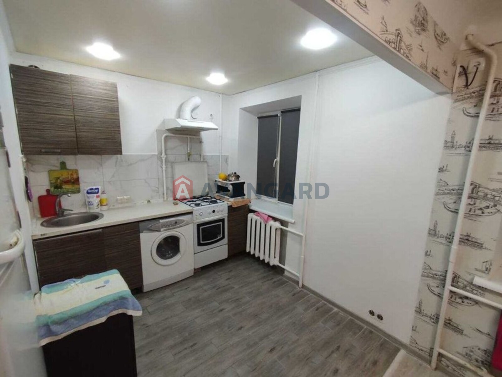 1 ��. ��������, 37/-/9 ��. �., 1/5 ������ ���� 15