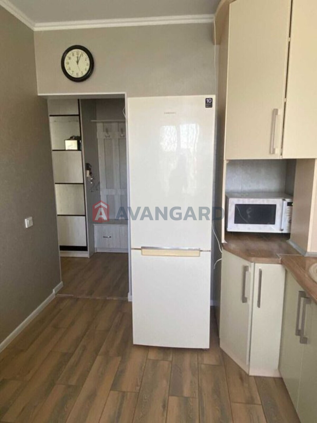 3 ��. ��������, 65/-/10 ��. �., 5/9 ������ ���� 3