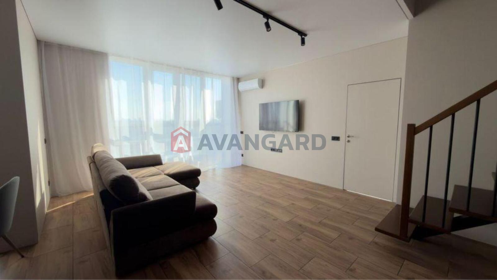 4 ��. ��������, 135/-/23 ��. �., 24/25 ������ ���� 3