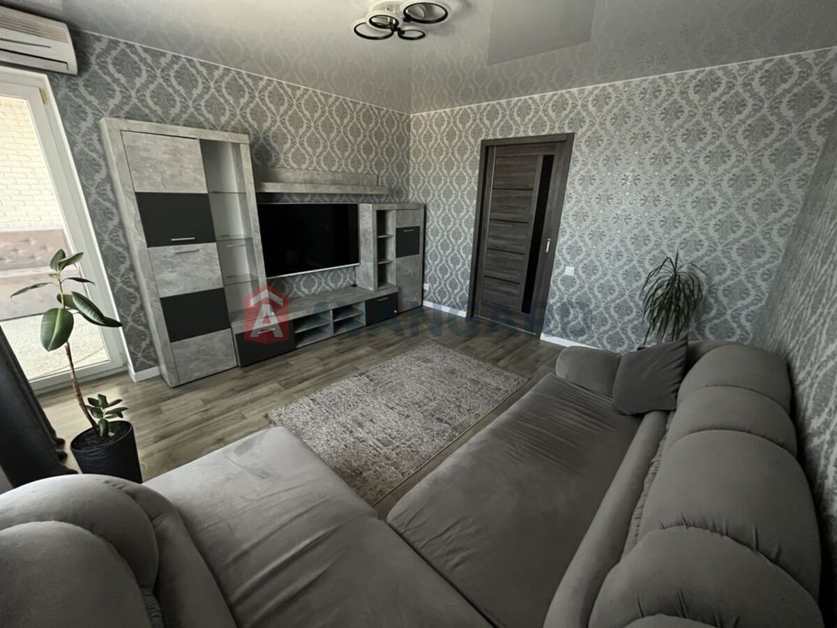 2 . , 49/-/7 . ., 9/9   1