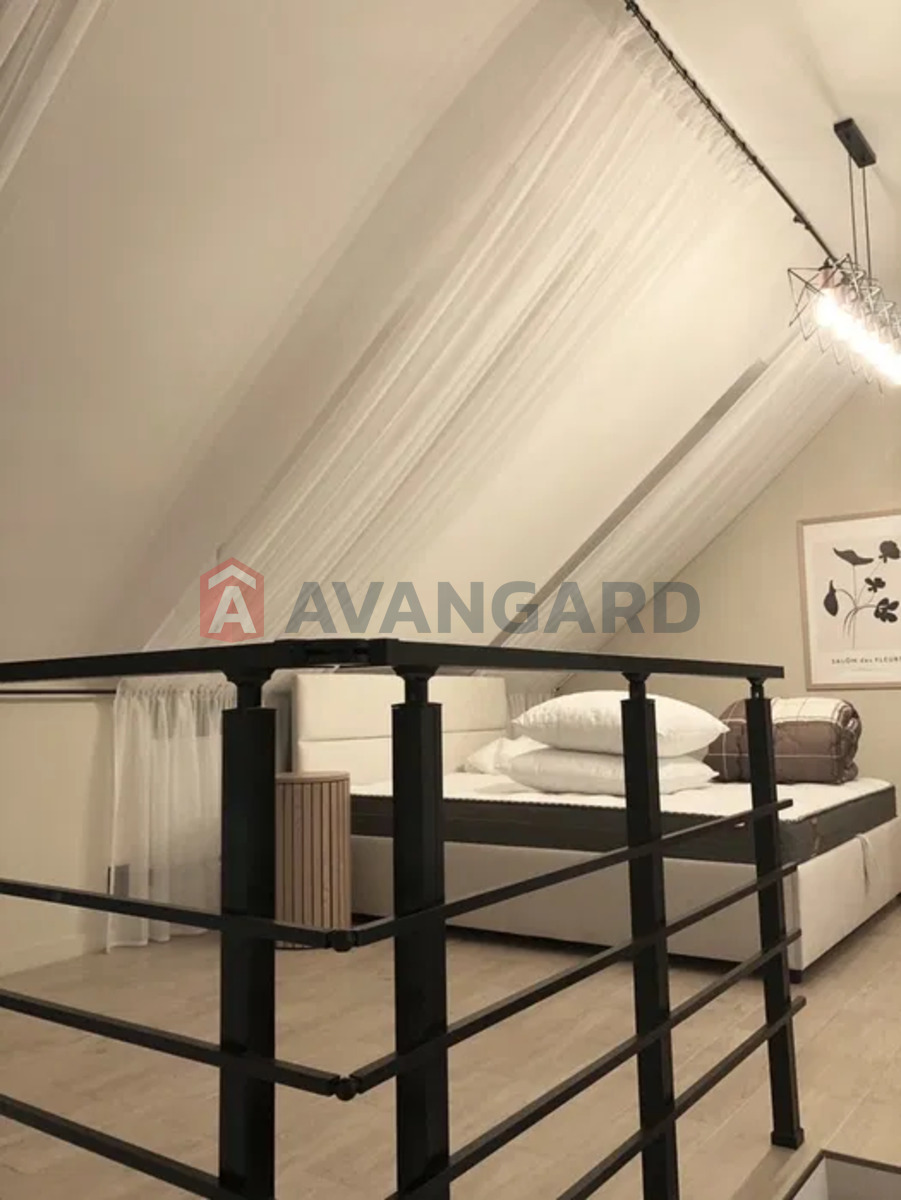 3 комн. квартира, 92/-/20 кв. м., 1/2 этаж фото 13 3 комн. квартира, 92/-/20 кв. м., 1/2 этаж фото 13