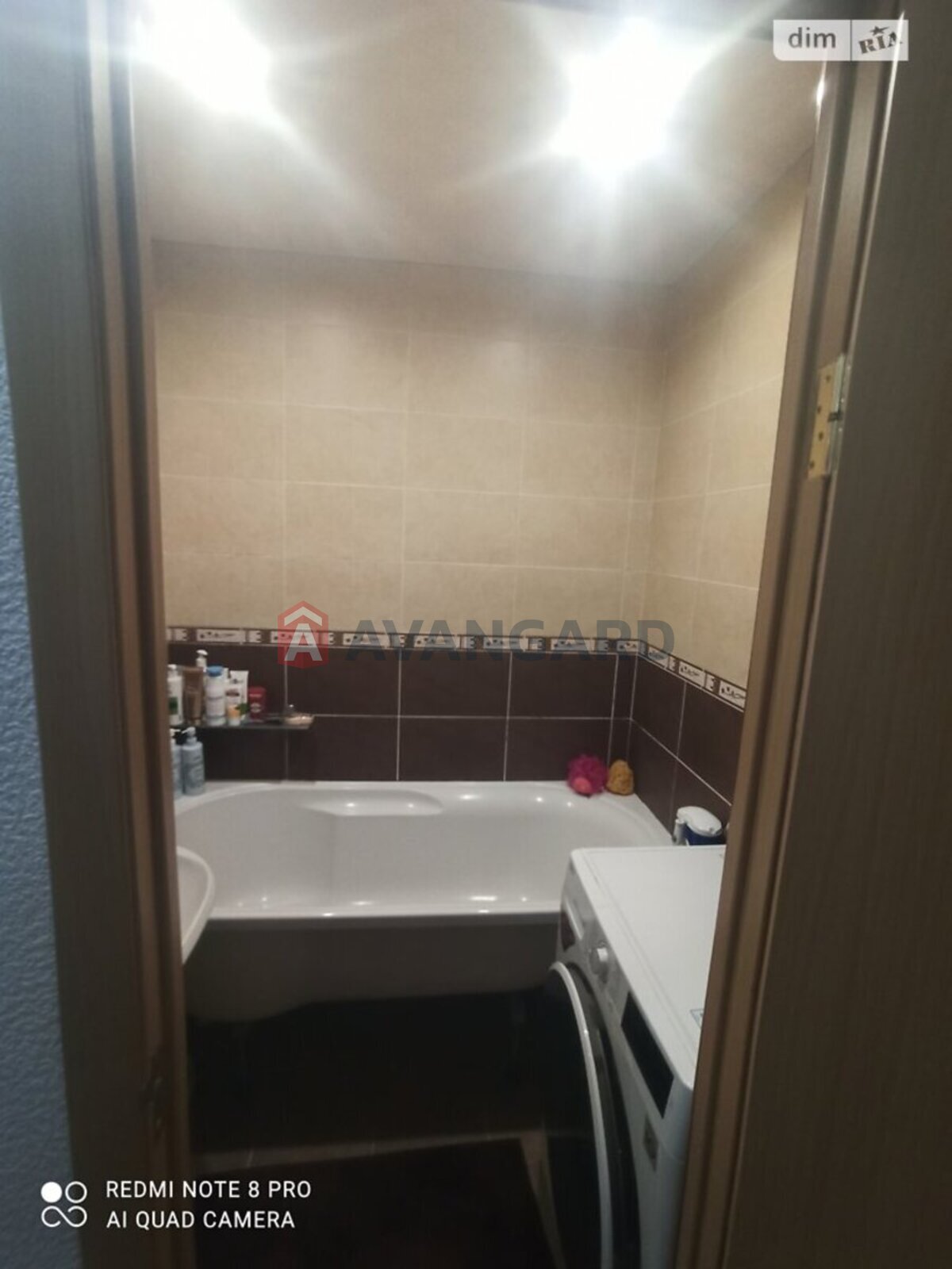 1 ��. ��������, 44/18/9 ��. �., 7/9 ������ ���� 10