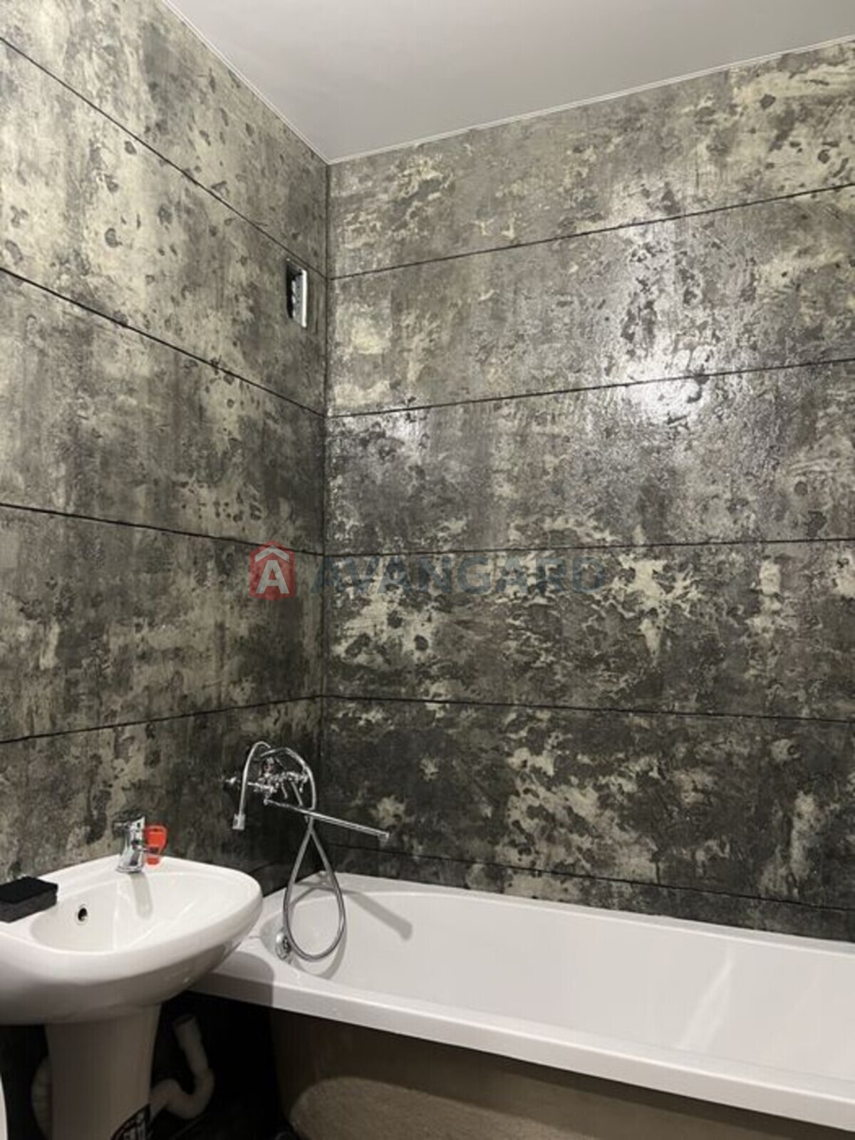 2 ��. ��������, 43/-/6 ��. �., 1/3 ������ ���� 11