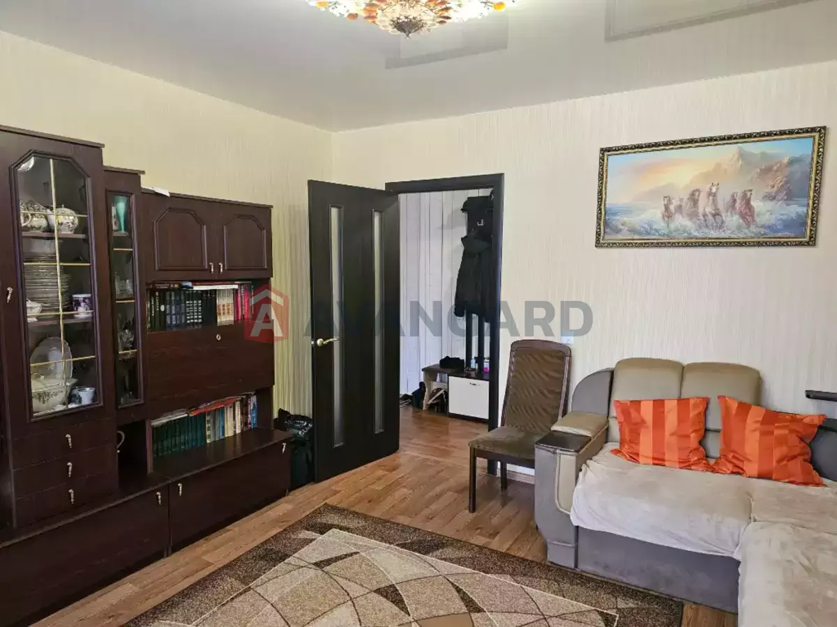 3 ��. ��������, 64/-/7 ��. �., 3/9 ������ ���� 10