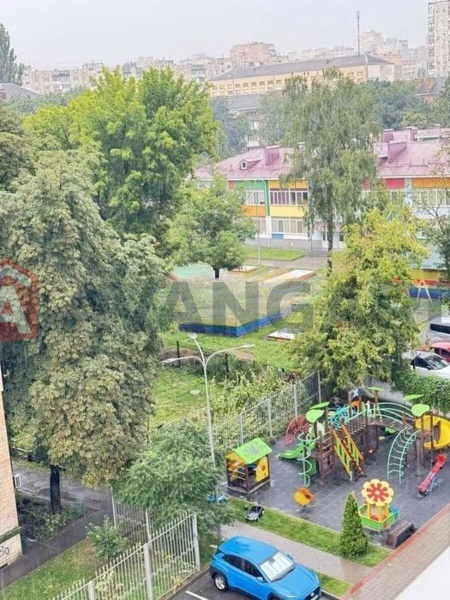 2 ��. ��������, 65/-/10 ��. �., 6/23 ������ ���� 12