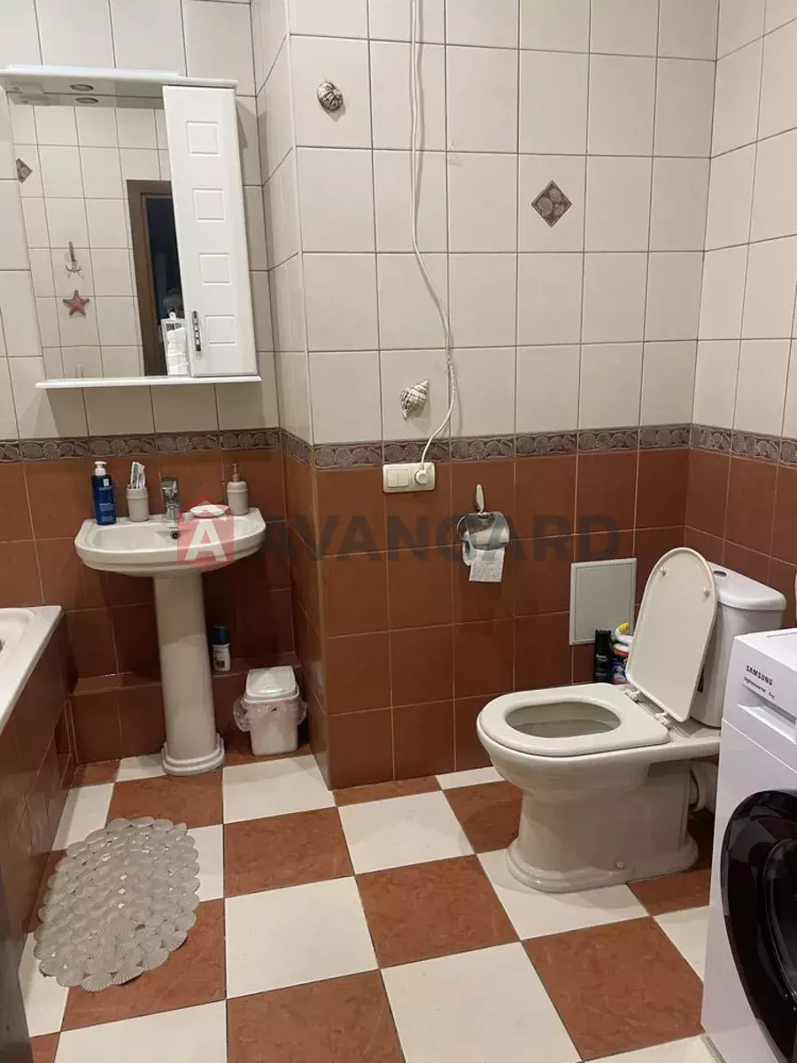 2 . , 67/-/7 . ., 5/5   4