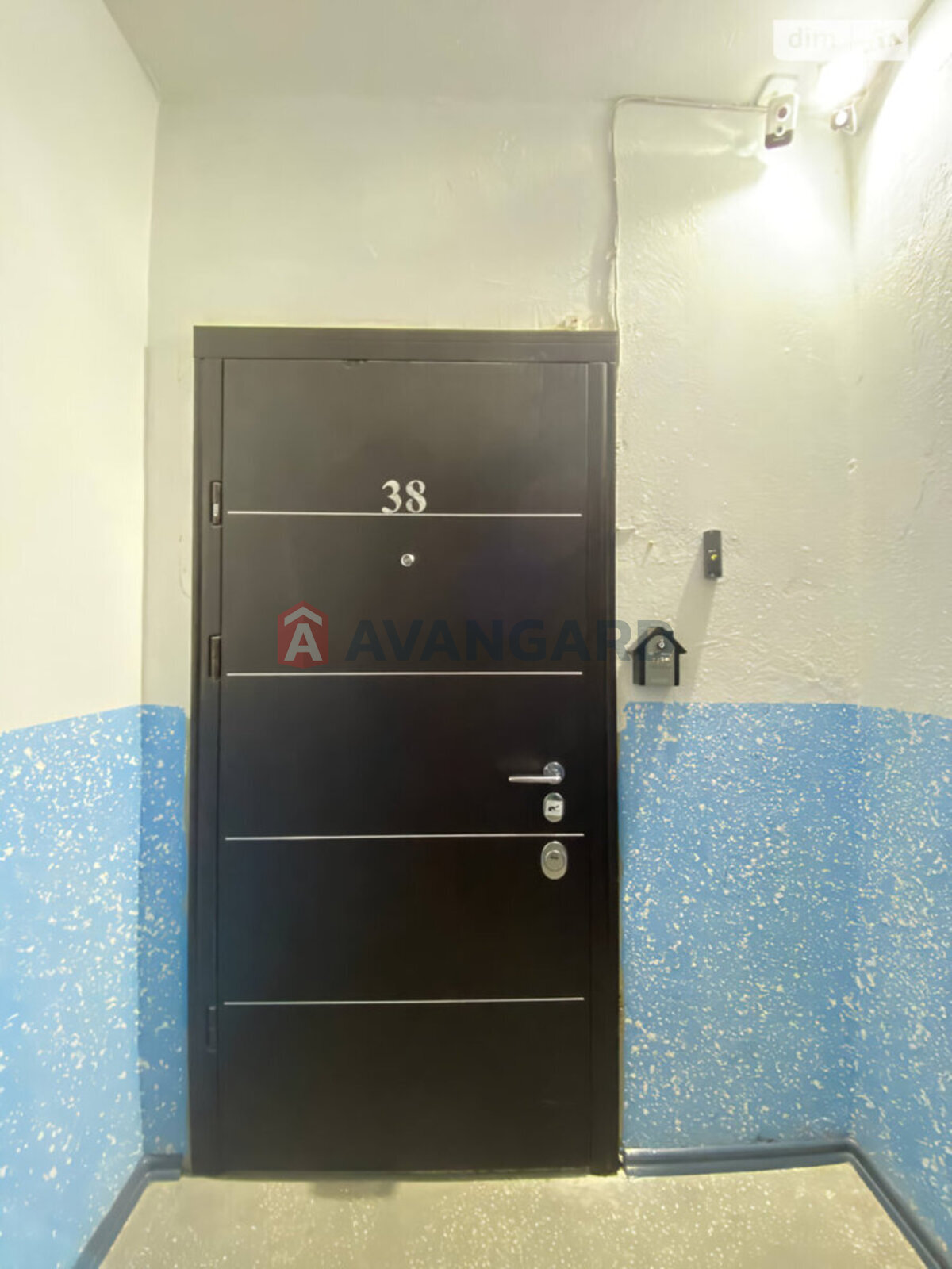 3 ��. ��������, 90/43/- ��. �., 2/9 ������ ���� 25