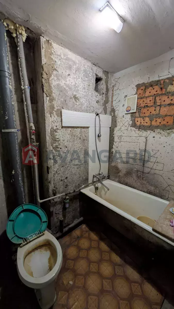 2 ��. ��������, 44/-/6 ��. �., 1/5 ������ ���� 9