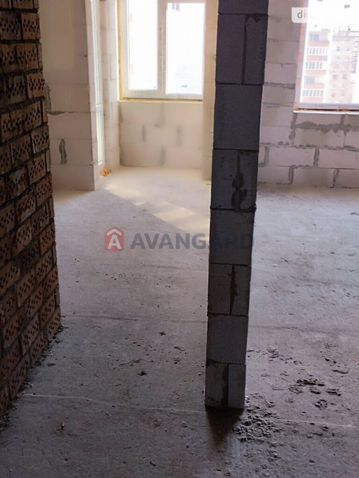 1 ��. ��������, 35/18/10 ��. �., 7/10 ������ ���� 8