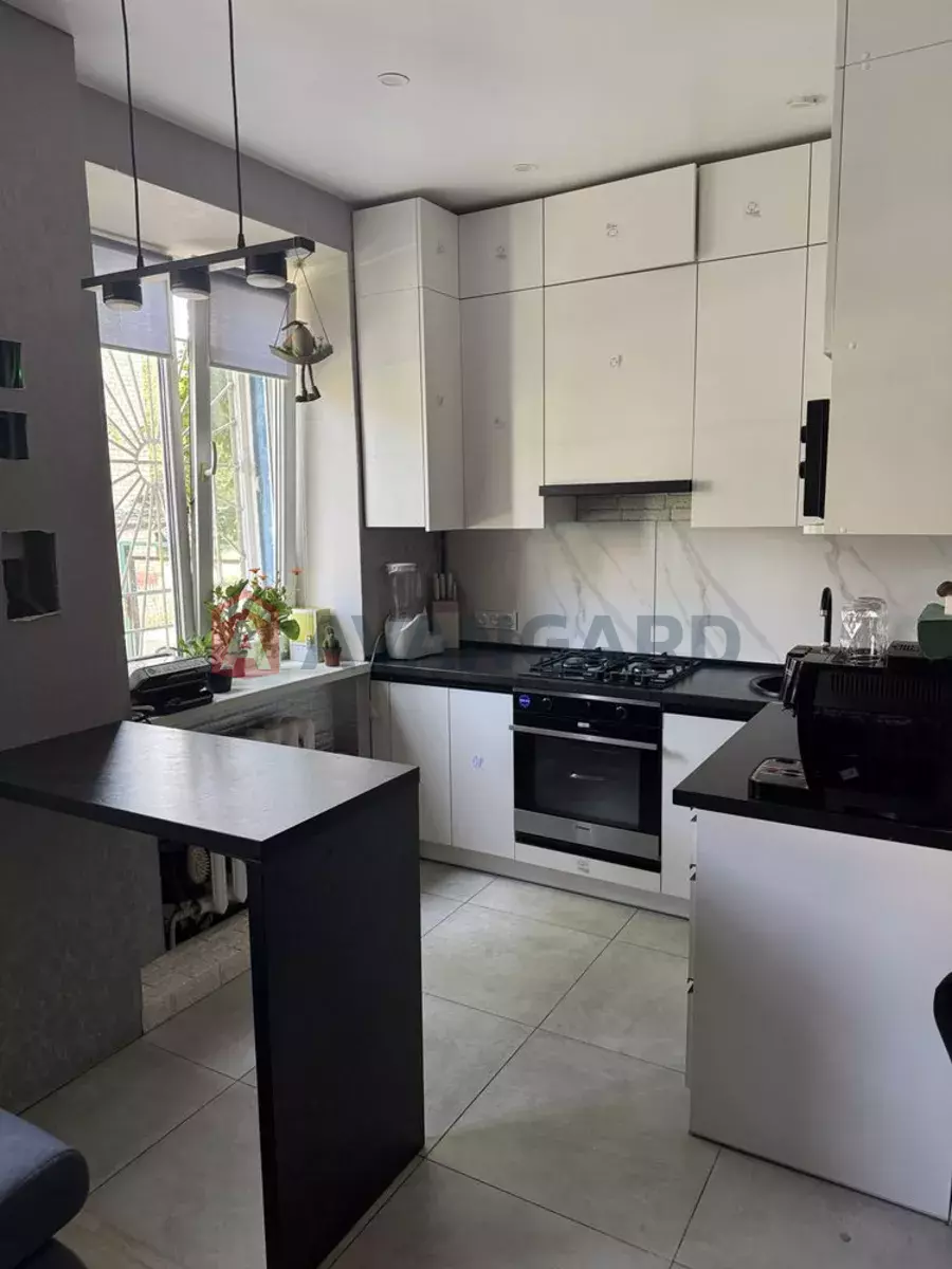 2 ��. ��������, 42/-/6 ��. �., 1/2 ������ ���� 2