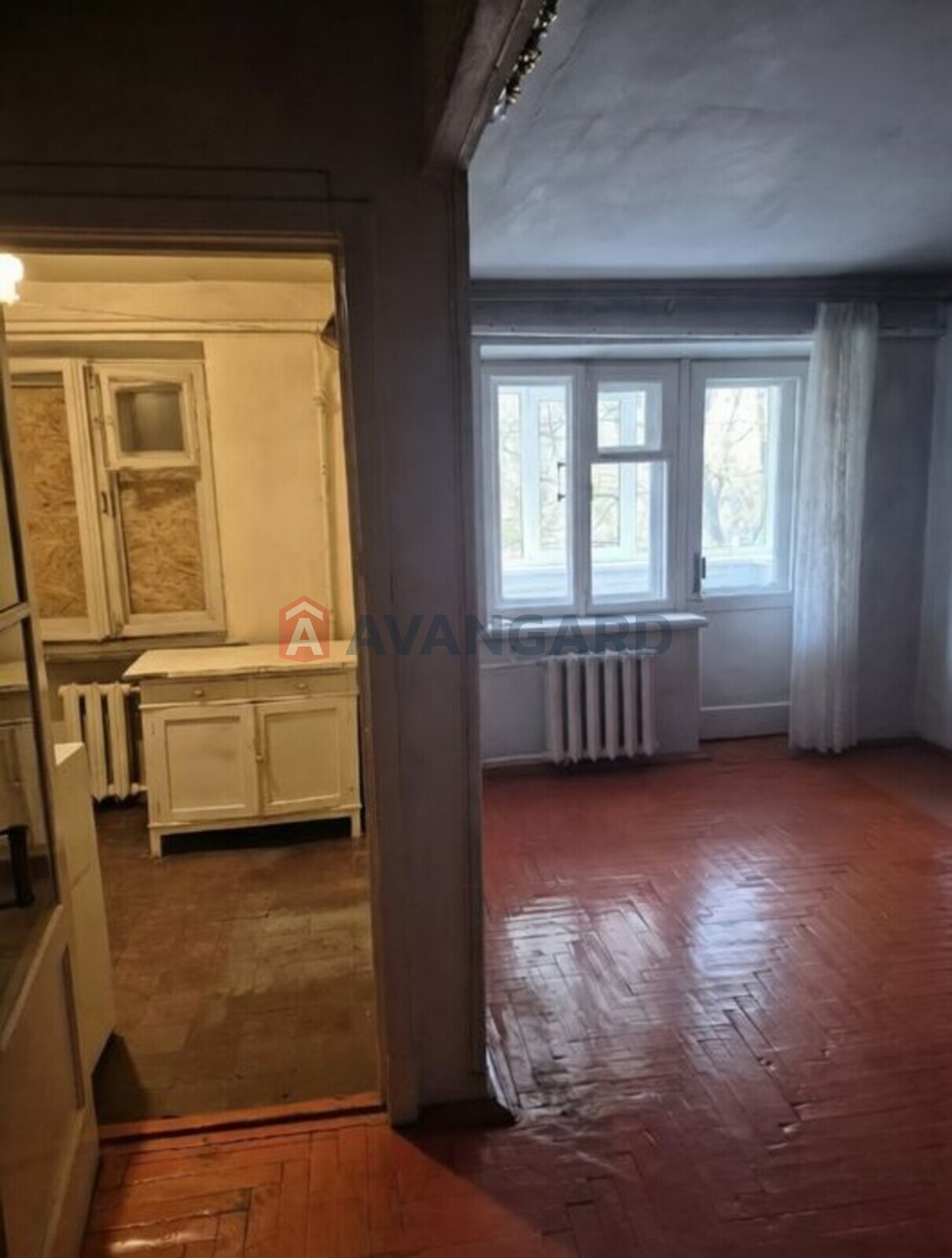 2 ��. ��������, 44/-/5 ��. �., 5/5 ������ ���� 2