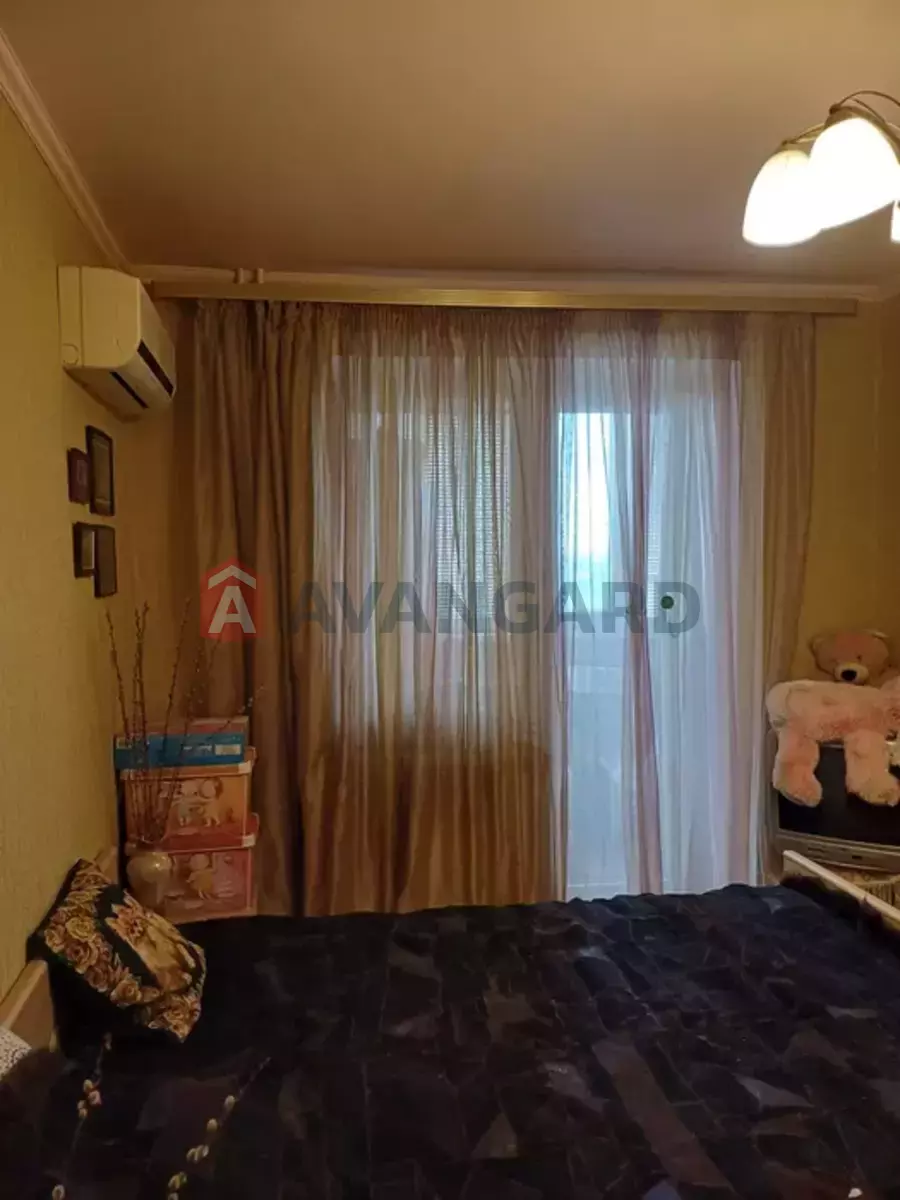 2 ����. ��������, 50/-/8 ��. �., 9/10 ���� ���� 5