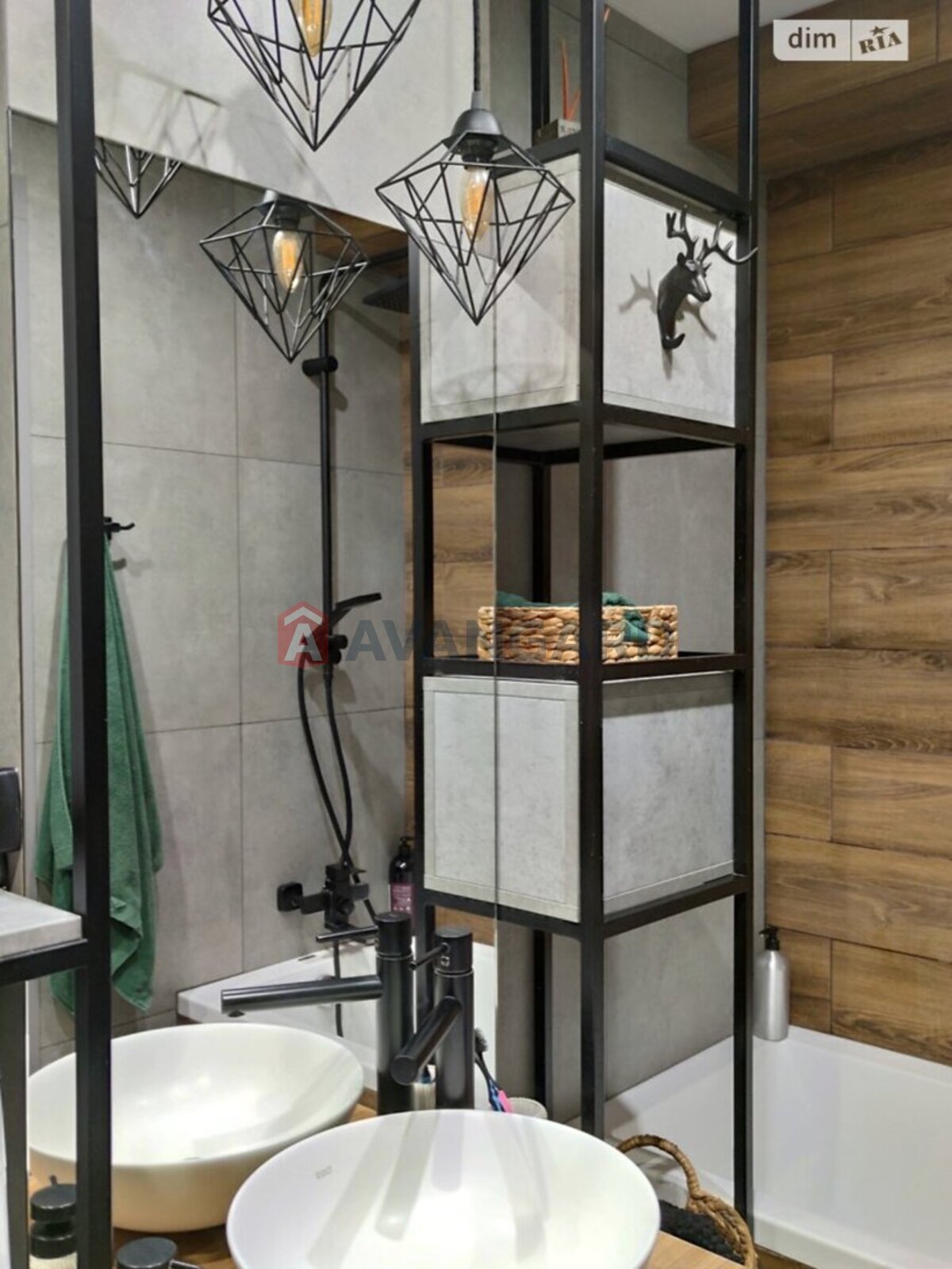 3 ��. ��������, 65/-/8 ��. �., 6/9 ������ ���� 22