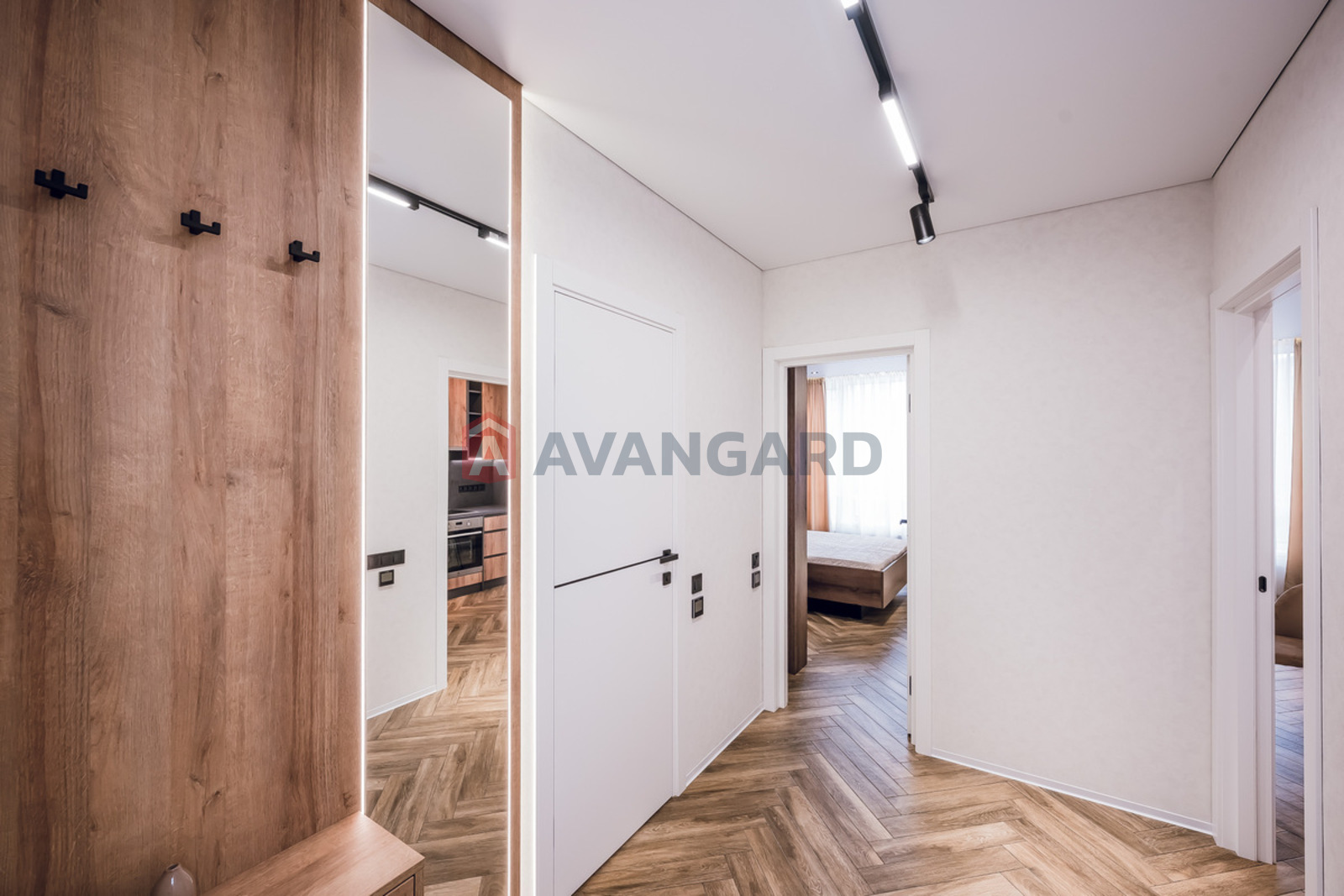 1 ��. ��������, 44/18/16 ��. �., 14/25 ������ ���� 23