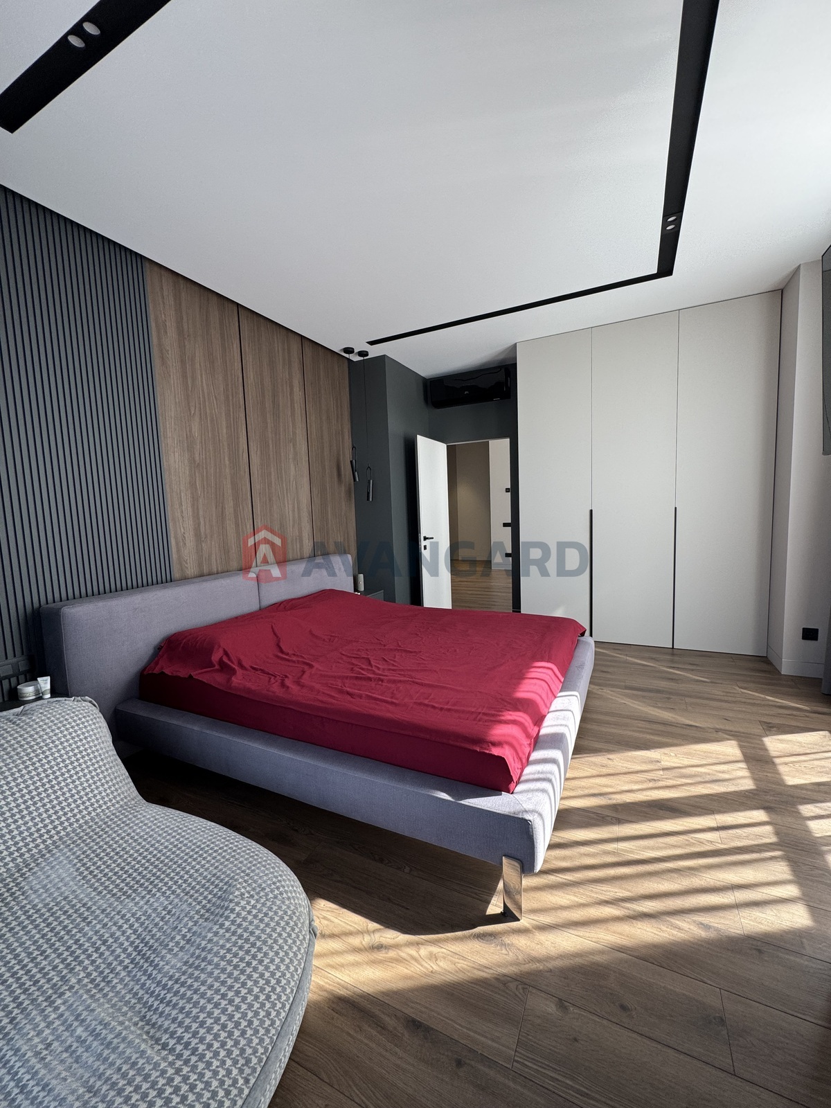 4 ����. ��������, 120/100/20 ��. �., 21/25 ���� ���� 6