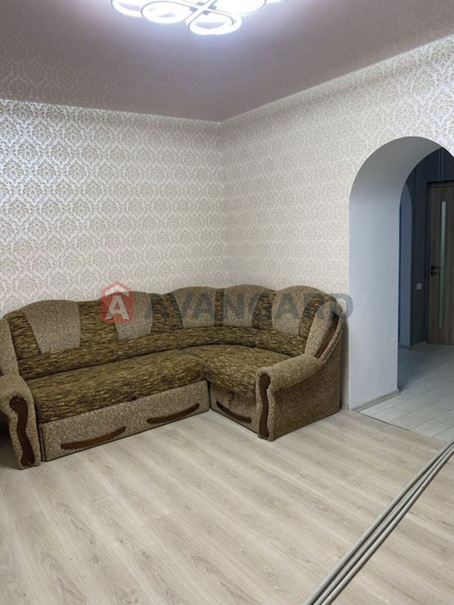 3 ����. ��������, 72/-/14 ��. �., 2/4 ���� ���� 2