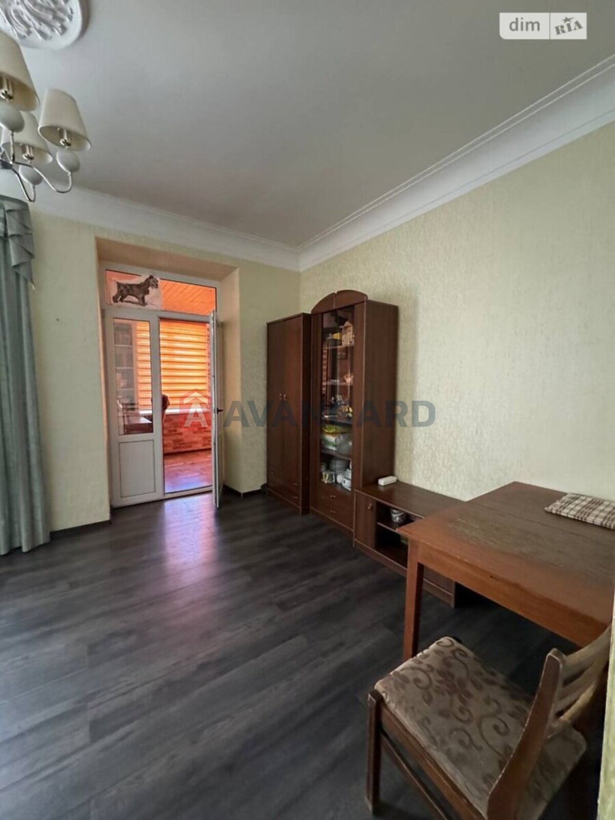 3 ����. ��������, 70/40/7 ��. �., 1/6 ���� ���� 22